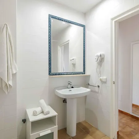 Siesta Mar Breeze Апартаменты *